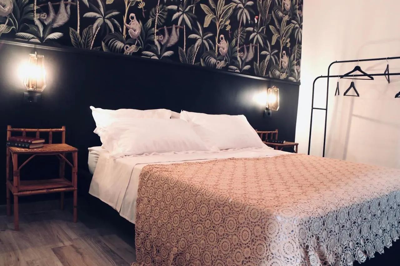 Bed and Breakfast Le Stanze Dello Scirocco CTA